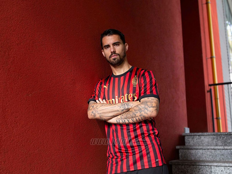 Camiseta-AC-MIlan-120-Anos-iv.jpg